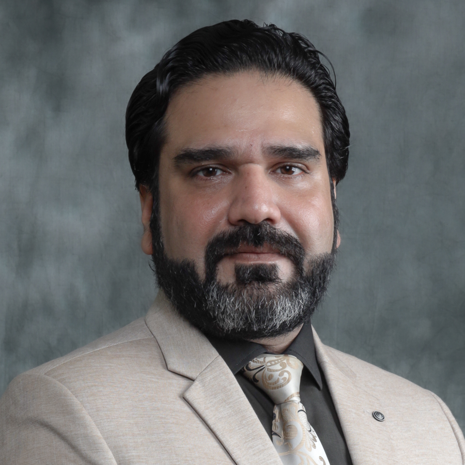 Dr Muhammad Farhan Jalil